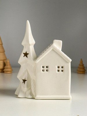 Фигурка светящаяся «Ель у домика», керамика, белый с золотом, 12x7.5x16 см