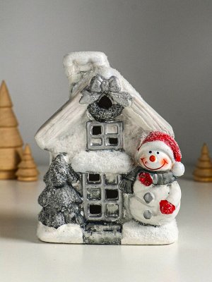 Фигурка светящаяся «Снеговичок у домика», керамика, 11.5x7.5x15.5 см