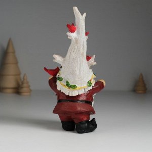 Фигурка полистоун «Гном в шапке деревом, с птичками», 8.5x7.5x17 см