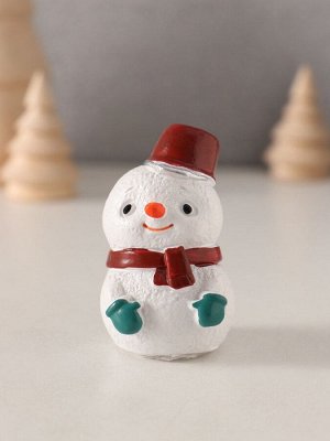 Набор фигурок полистоун «Новогодние персонажи», 4 шт., 2.6x3.3x5 см