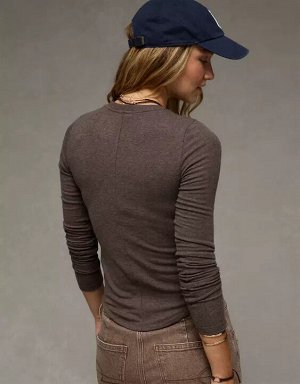 AE Long Sleeve Cozy Crewneck T-Shirt