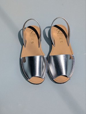 АБАРКАСЫ - ZAPATOS Абаркасы от испанского производителя AB. Zapatos 3204 plata