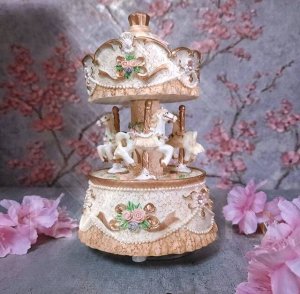 Музыкальная статуэтка карусель, настольная, красивый подарок