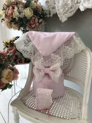 Зимний конверт-одеяло на выписку "Венеция" (розовый с молочным кружевом)