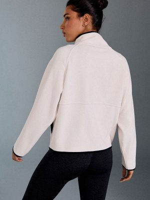 Экрю - спортивная флисовая куртка Active Supersoft
