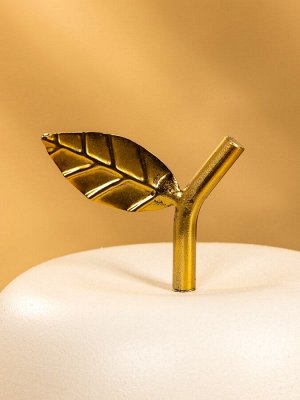 Сувенир «Яблоко с золотым листом», 14.5x14.5x18 см, матовый белый