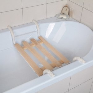 Сиденье на ванну "Эконом" (металлич. каркас, 4-реечное сидение сьемное) СВ1