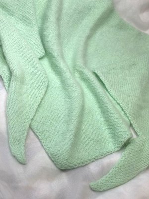 Бактус / Косынка теплая вязаная