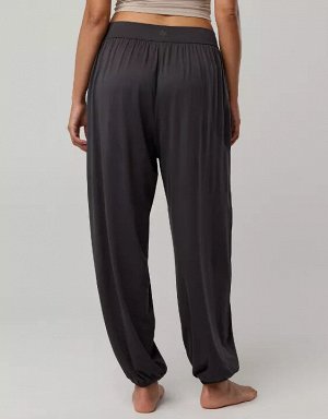 By Aerie The Hugger Go With The Flow Baggy Jogger