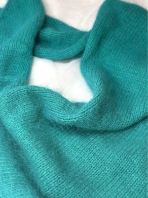 Бактус / Косынка теплая вязаная