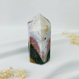 Кристалл из океанической Яшмы
