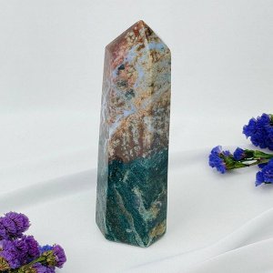 Кристалл из океанической Яшмы