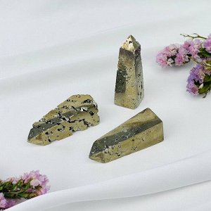 Кристалл из Пирита