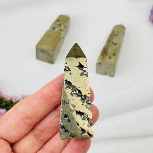 Кристалл из Пирита
