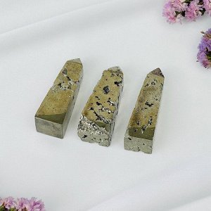 Кристалл из Пирита