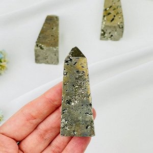 Кристалл из Пирита