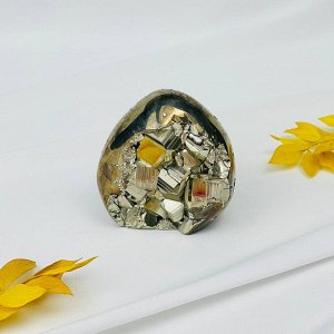 Сростки кристаллов Пирита