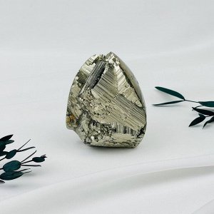 Сростки кристаллов Пирита