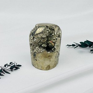 Сростки кристаллов Пирита