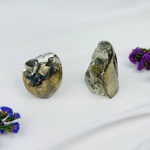 Сростки кристаллов Пирита