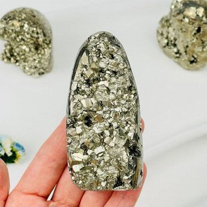 Сростки кристаллов Пирита