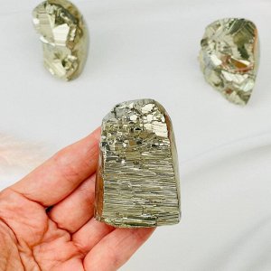 Сростки кристаллов Пирита
