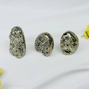 Сростки кристаллов Пирита