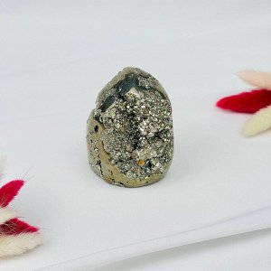Сростки кристаллов Пирита