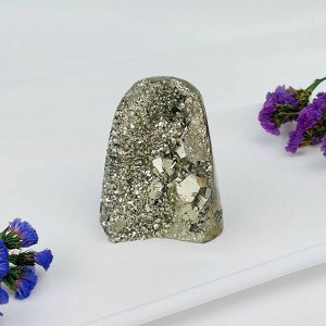 Сростки кристаллов Пирита