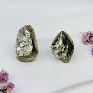 Сростки кристаллов Пирита