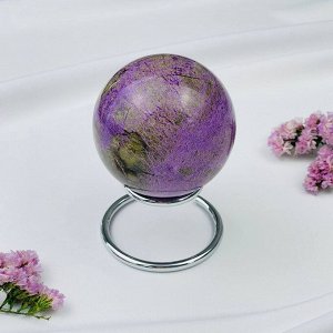 Шар из Стихтита в змеевике (Атлантисит)