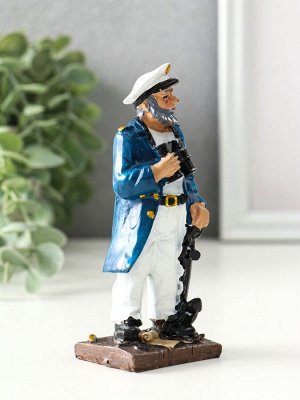 Фигурка полистоун «Капитан», 13 см