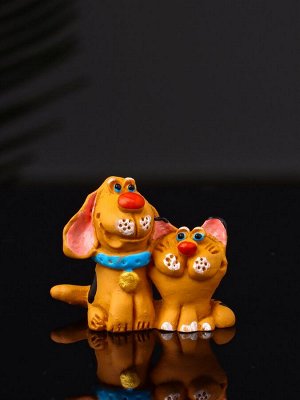 Фигурка полистоун «Котик с собачкой», 3.6x4.2x2.2 см