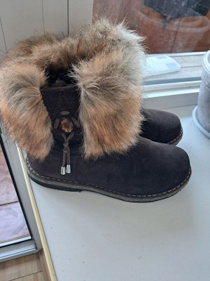 Унты женские