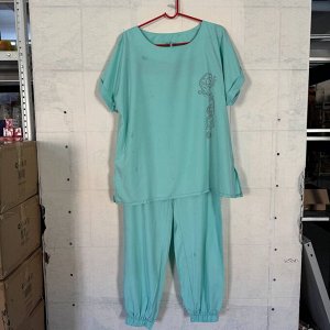 Повседневный костюм женский