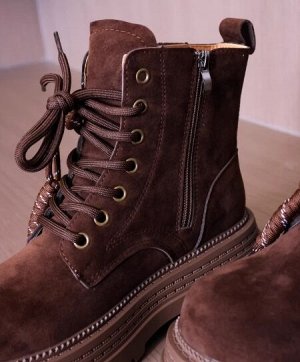 Ботинки высокие из иск. замши на шнурках, на толстой подошве,  темно-коричневый