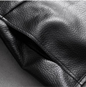 Косуха из иск. кожи с круглым вырезом без замка ,черный