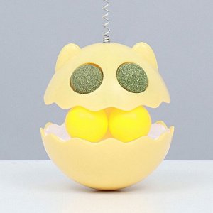 Игрушка-неваляшка с кошачьей мятой и пером, 9.5 см, жёлтая