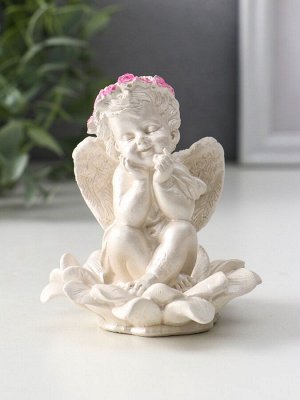 Фигурка гипс «Ангел на цветке», 8.5x7.5x7 см, перламутр