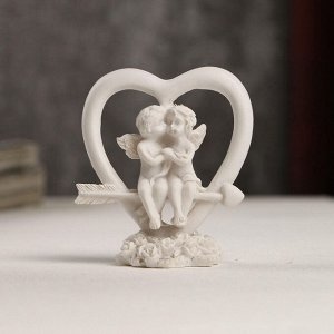 Фигурка полистоун «Ангелочки в сердце», 6x5.5x3 см
