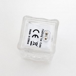Фигурка светящаяся RISALUX «Льдинка» LED-ночник водный, от батареек 3xAG3, 2.6x2.6x2.7 см, МИКС