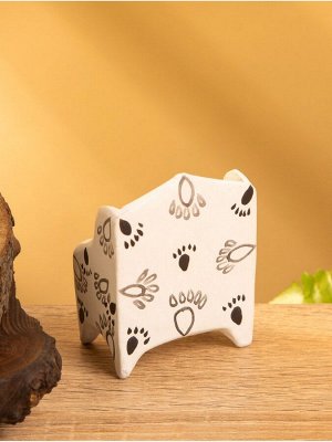 Мебель для кукол «Кресло со следами», 5x3x7.5 см, дерево, чёрно-белая