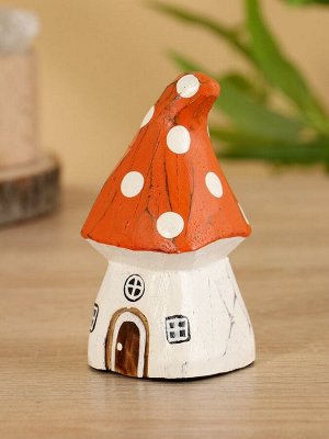 Сувенир «Гномий домик», 5.5x5.5x10 см, дерево, бело-оранжевый