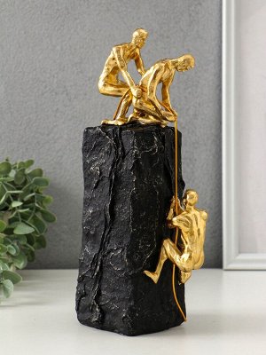 Фигурка полистоун «Горы выбирают сильных», под золото, 13x8x28 см