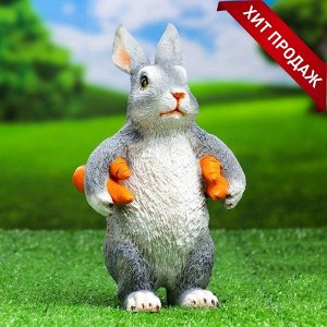 Садовая фигура из полистоуна «Зайка несет морковь», 22x9x13 см