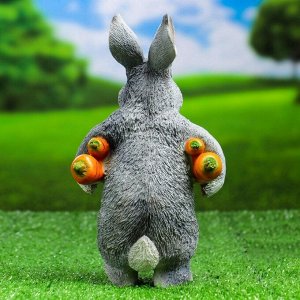 Садовая фигура из полистоуна «Зайка несет морковь», 22x9x13 см