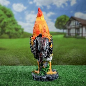Садовая фигура из полистоуна «Петух на камне», 42x32x13 см