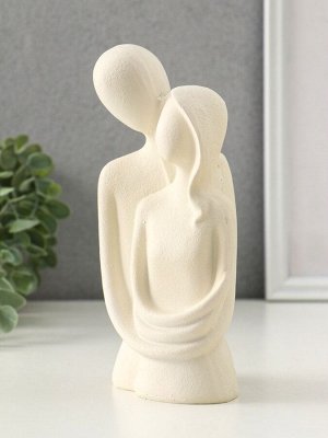 Бюст полистоун «Влюблённые - объятия», песочный, 9x7.5x19.5 см