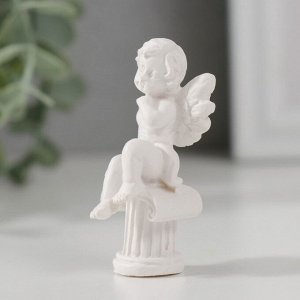 Фигурка полистоун «Ангелочек на колонне», 5.5x2.5x2.5 см