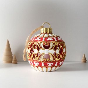 Фигурка-подвеска световая полистоун «Новогодний шар красный с белыми узорами», ёлочная игрушка, 16.5x16.5x20 см